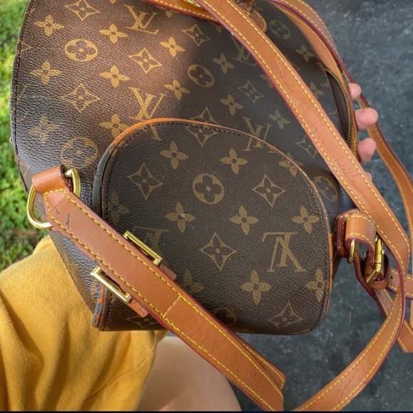 authenticated louis vuitton eclipse bag - Picture 4 of 5